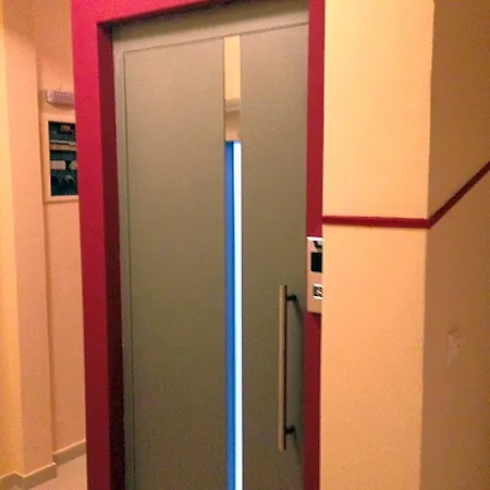 Hotel Zefyros *